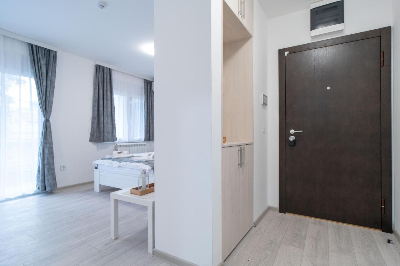 Pegasus Apartments Belgrado Buitenkant foto