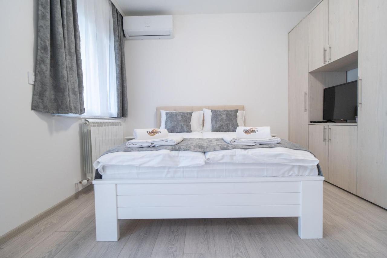 Pegasus Apartments Belgrado Buitenkant foto