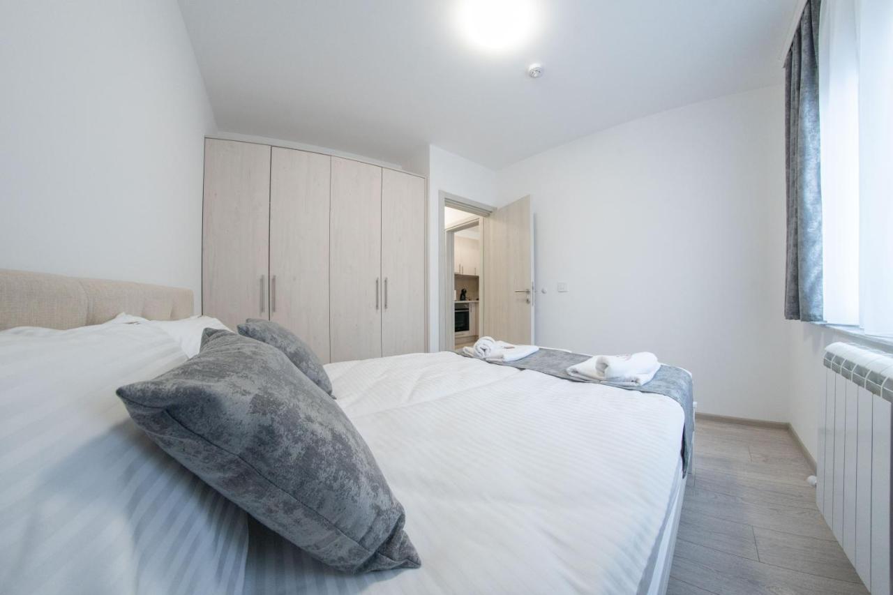 Pegasus Apartments Belgrado Buitenkant foto
