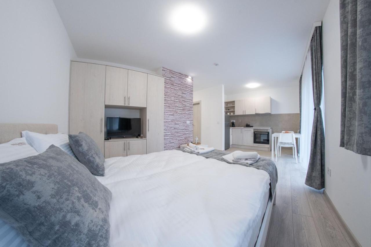 Pegasus Apartments Belgrado Buitenkant foto