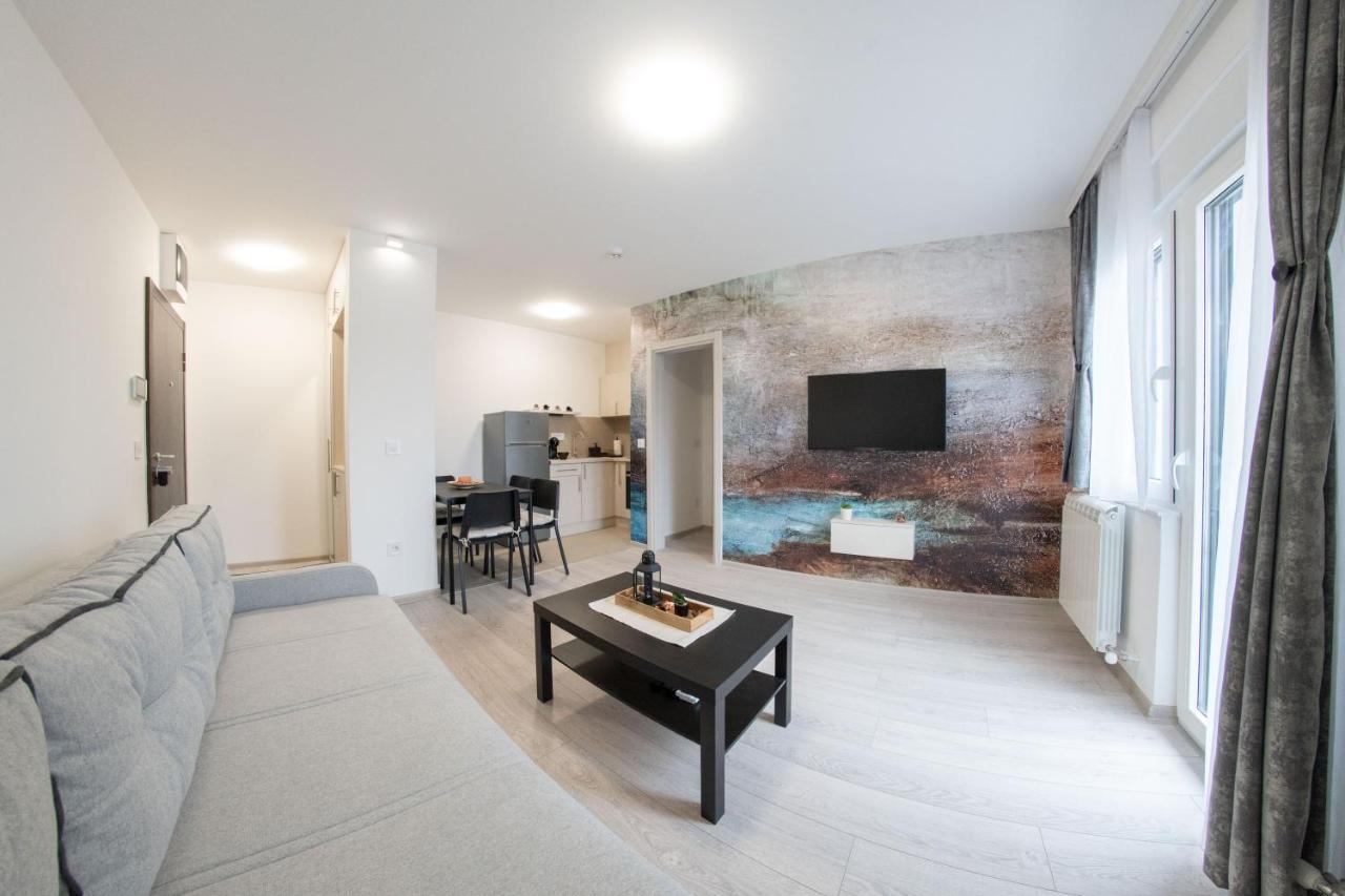 Pegasus Apartments Belgrado Buitenkant foto