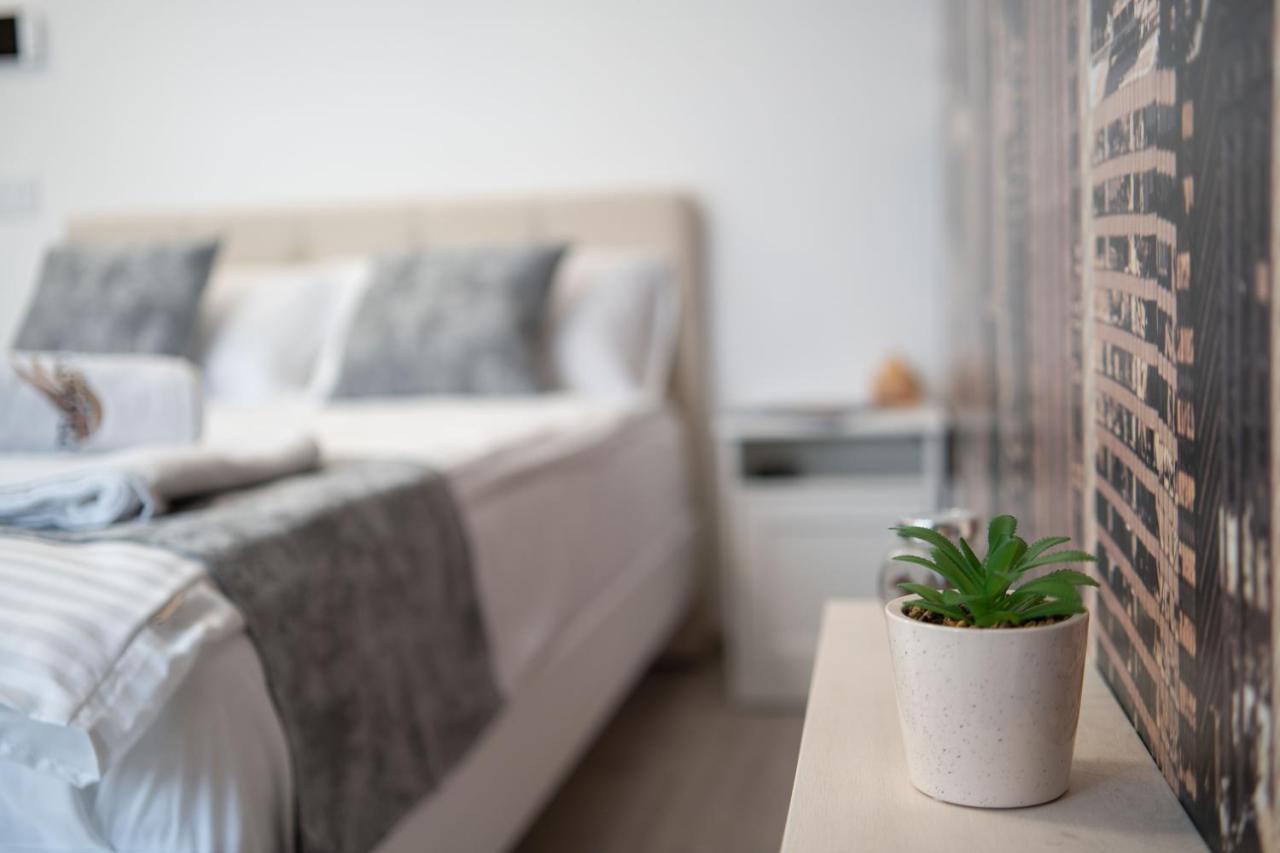 Pegasus Apartments Belgrado Buitenkant foto