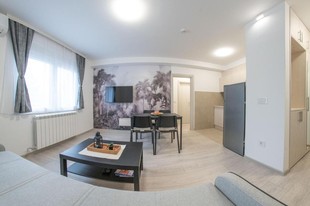 Pegasus Apartments Belgrado Buitenkant foto